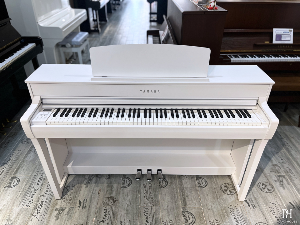 YAMAHA SCLP-7450 WH (USED)