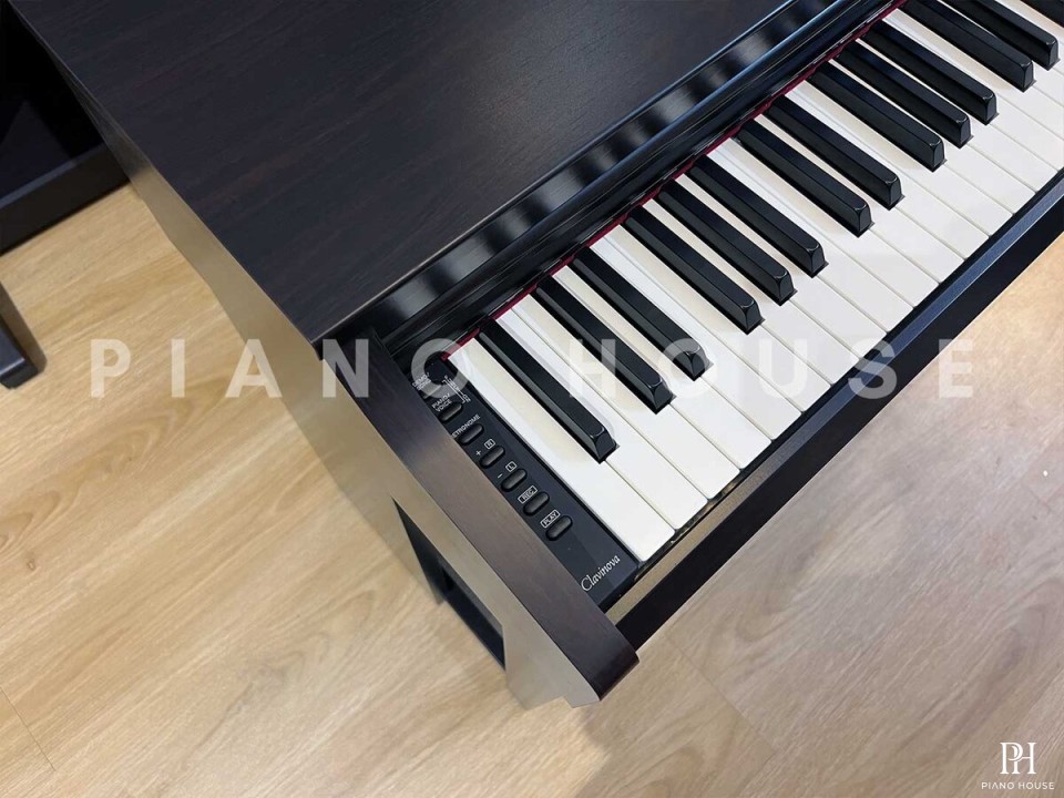 YAMAHA CLP-525
