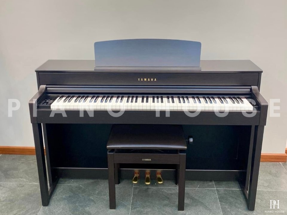 YAMAHA CLP-545 R