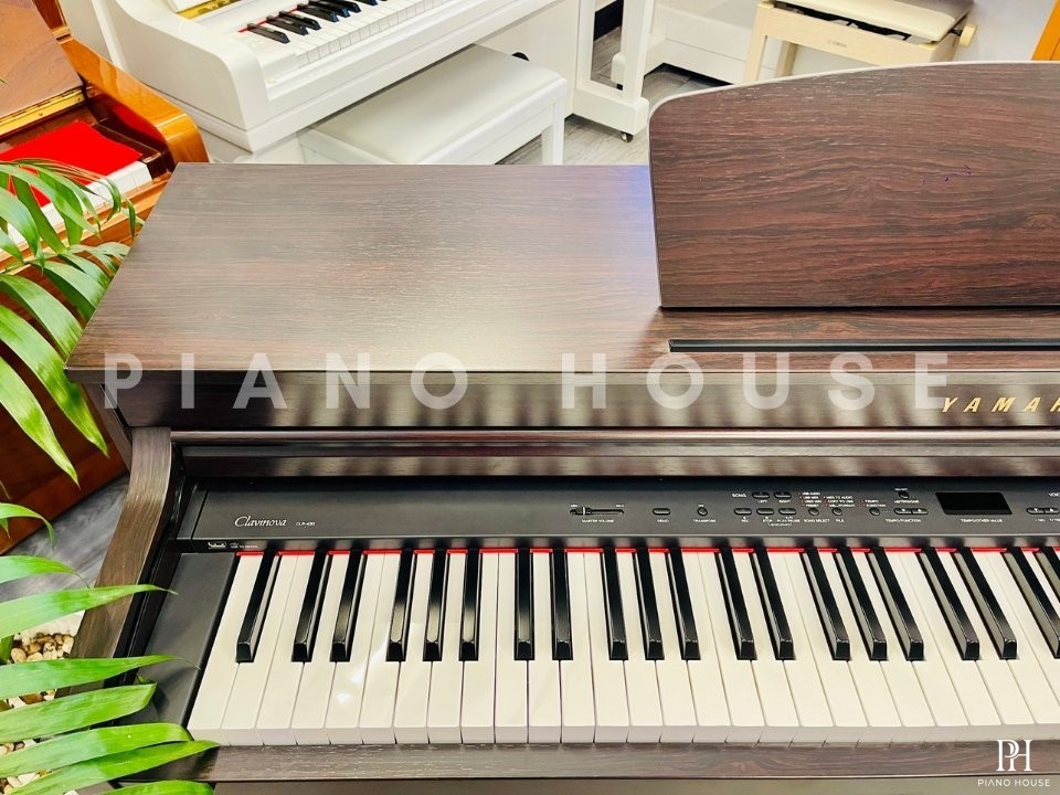 YAMAHA CLP-430 R