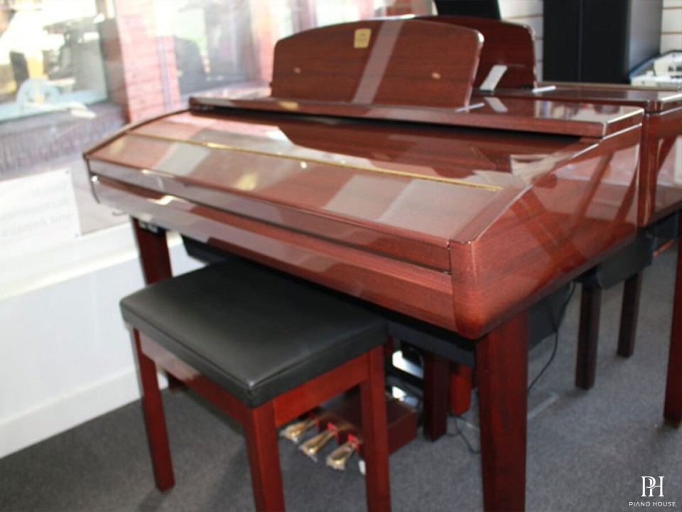 YAMAHA CVP-405 PM