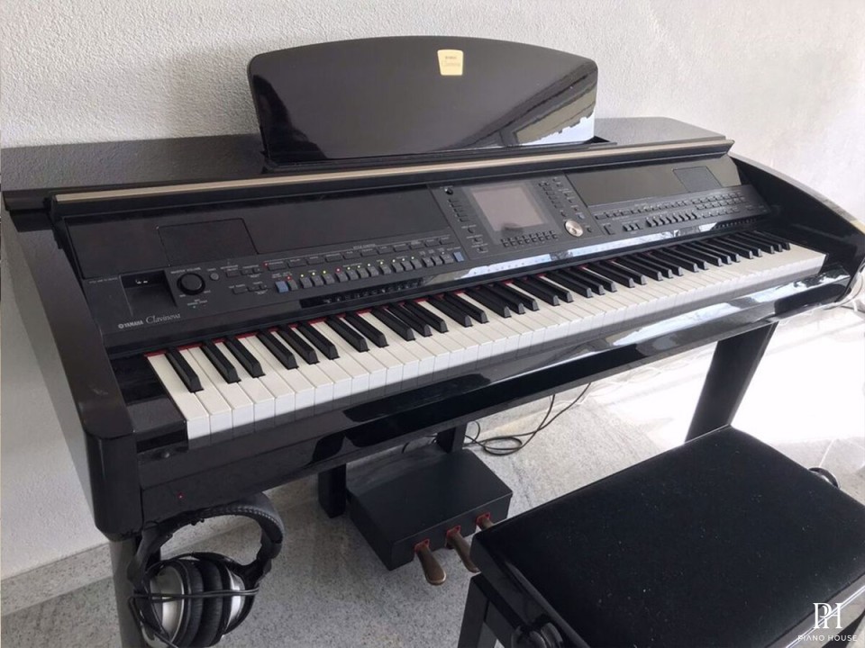 YAMAHA CVP-309 PE