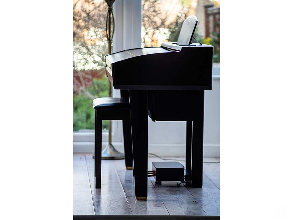 YAMAHA CVP-405 R