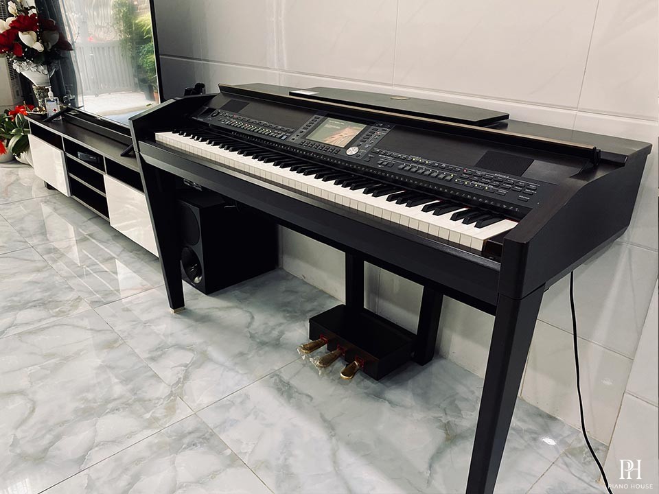 YAMAHA CVP-509 R