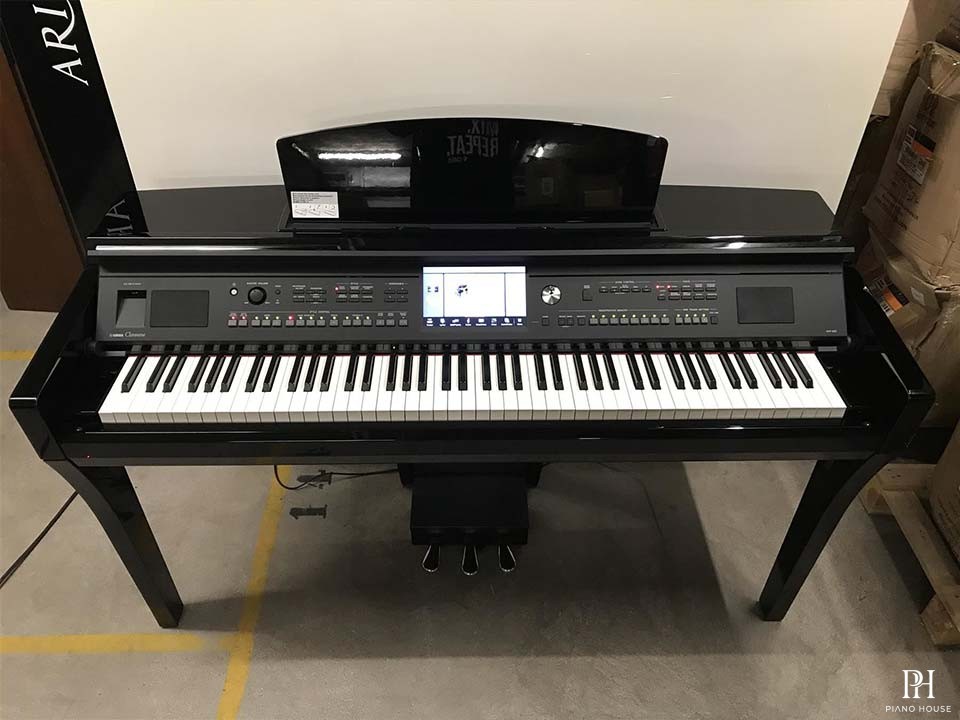 YAMAHA CVP-609 PE
