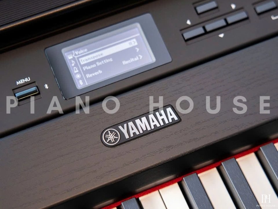 YAMAHA P-525 BK
