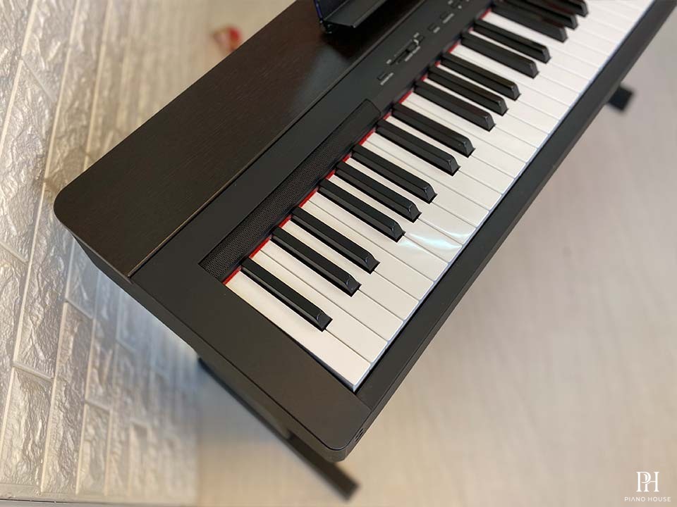 YAMAHA P-140