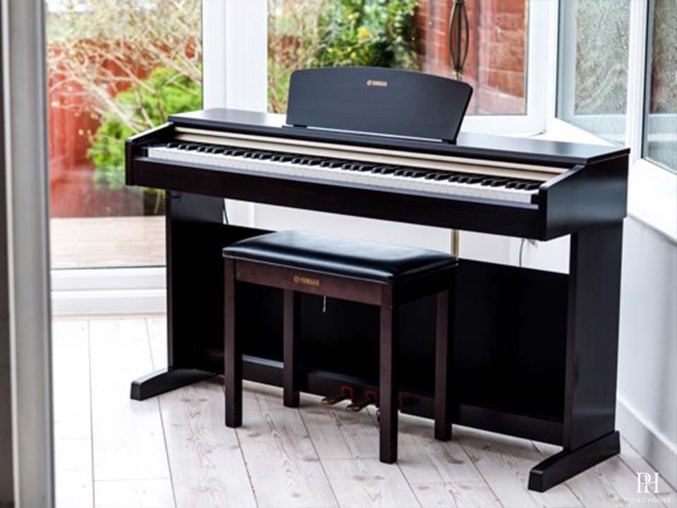 YAMAHA YDP-151 R