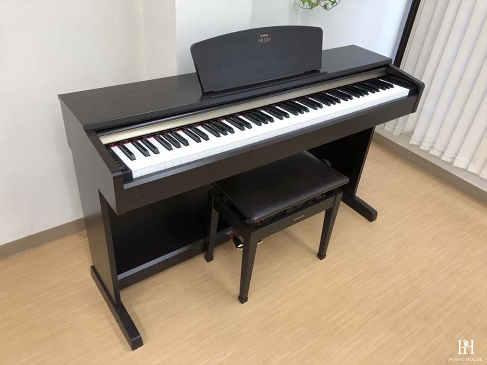 YAMAHA YDP-160 R