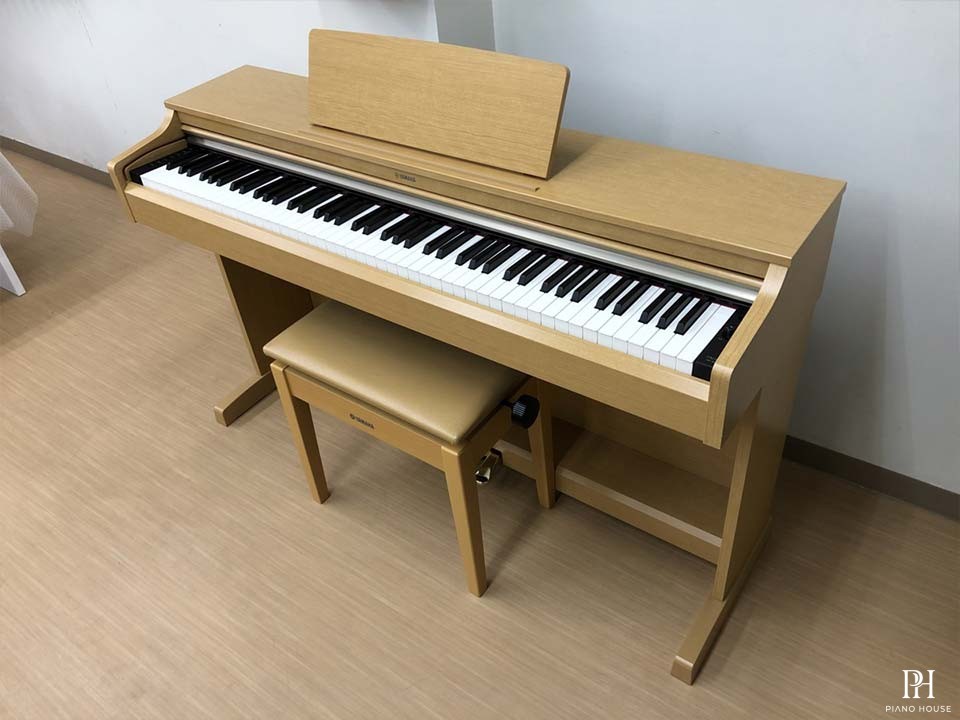 YAMAHA YDP-162 C