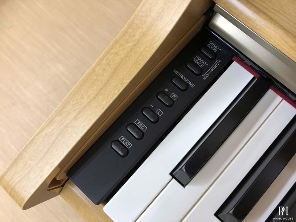 YAMAHA YDP-162 C