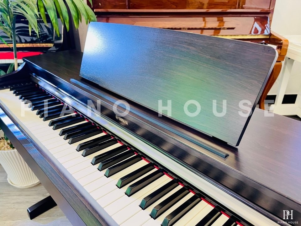 YAMAHA YDP-162 R
