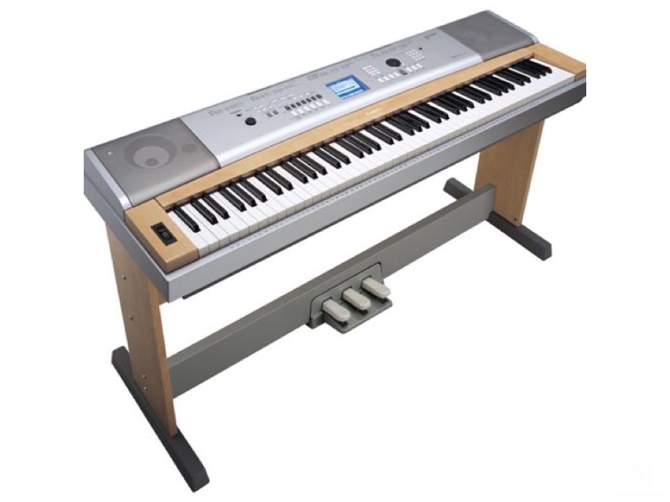 Yamaha DGX 630