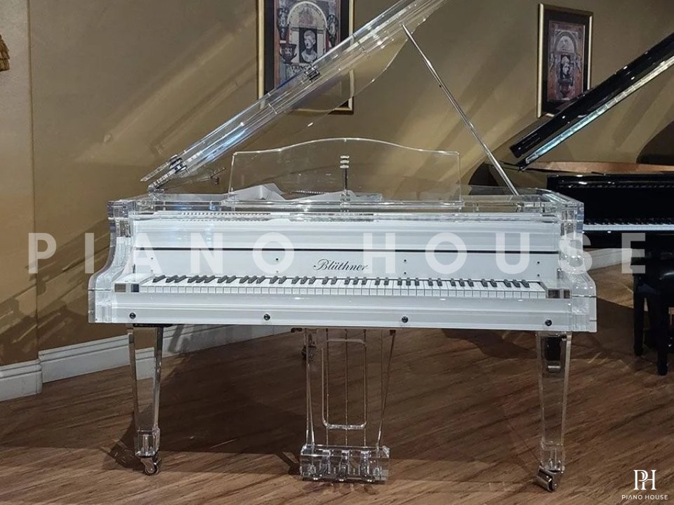 Blüthner Crystal Edition