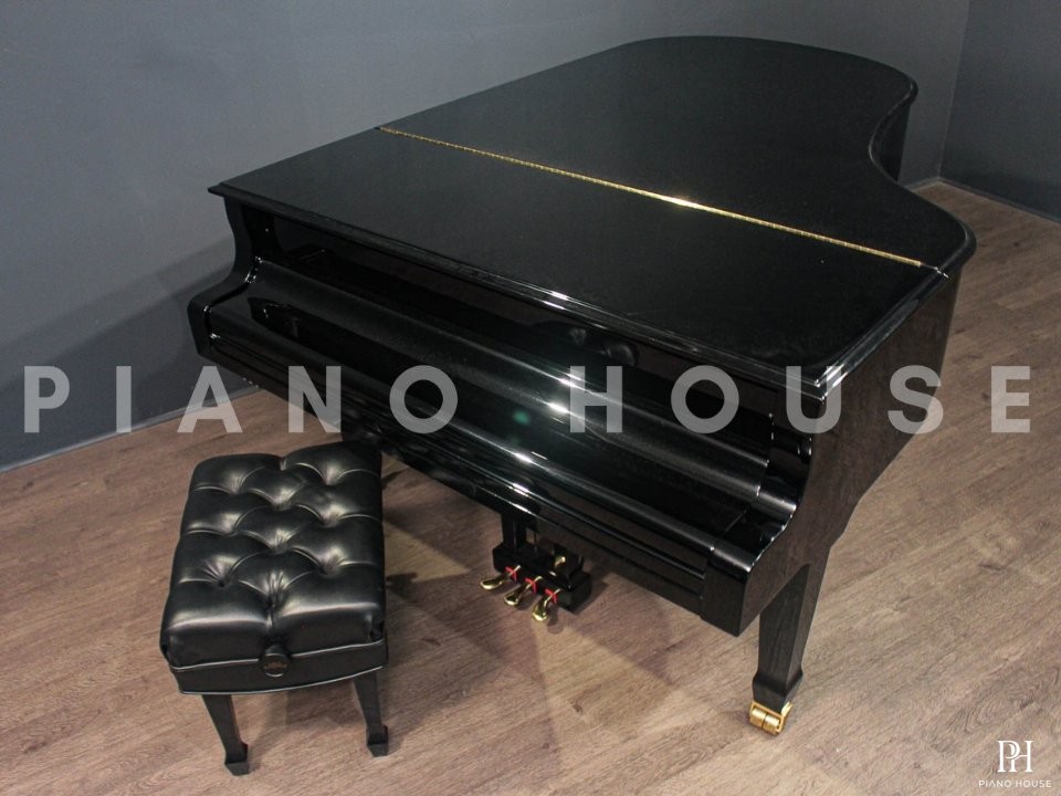 Estonia L210 Polish Ebony