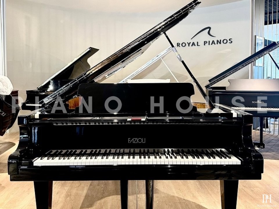 Fazioli F212 Chrome