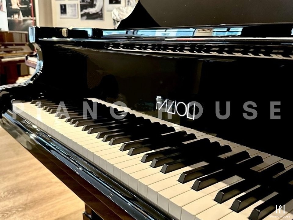 Fazioli F212 Chrome