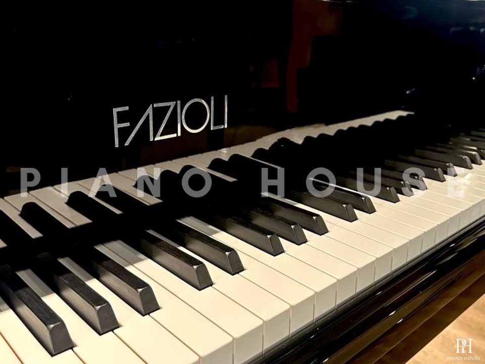 Fazioli F212 Chrome