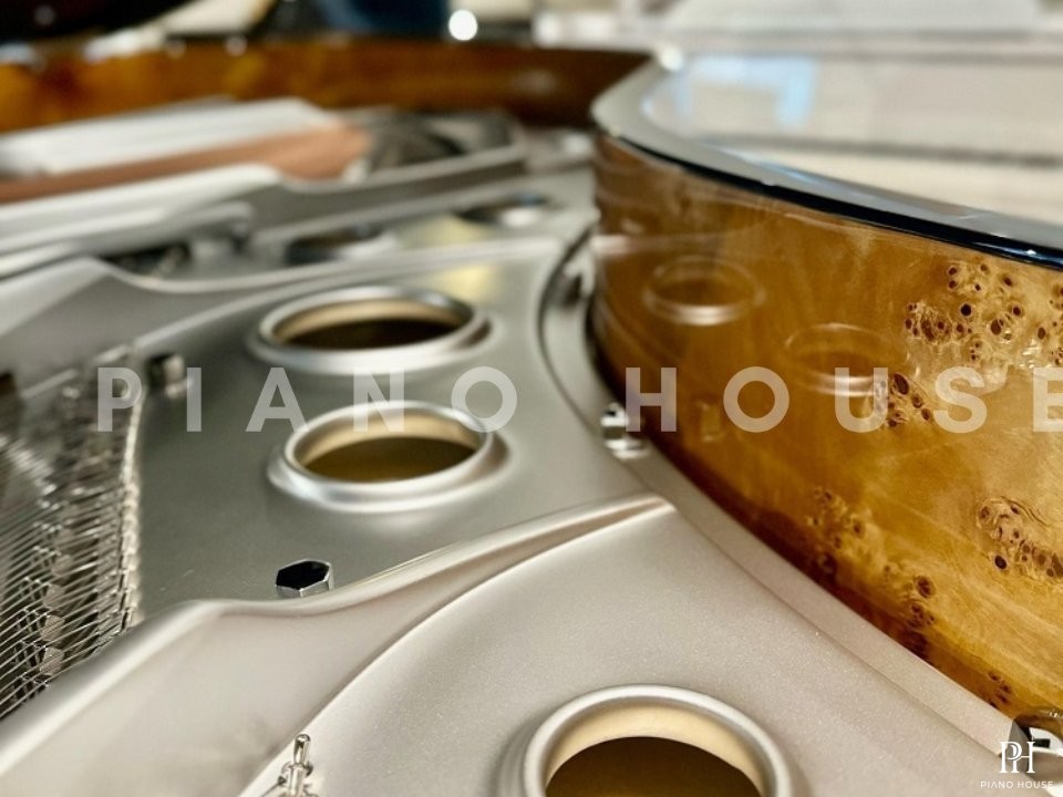 Fazioli F212 Chrome