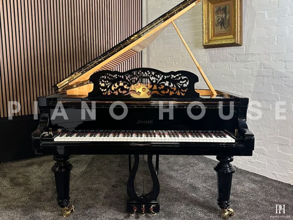 Fazioli F212 - Strauss Edition