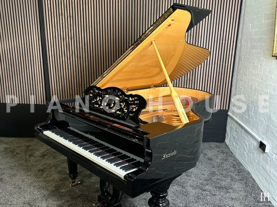Fazioli F212 - Strauss Edition