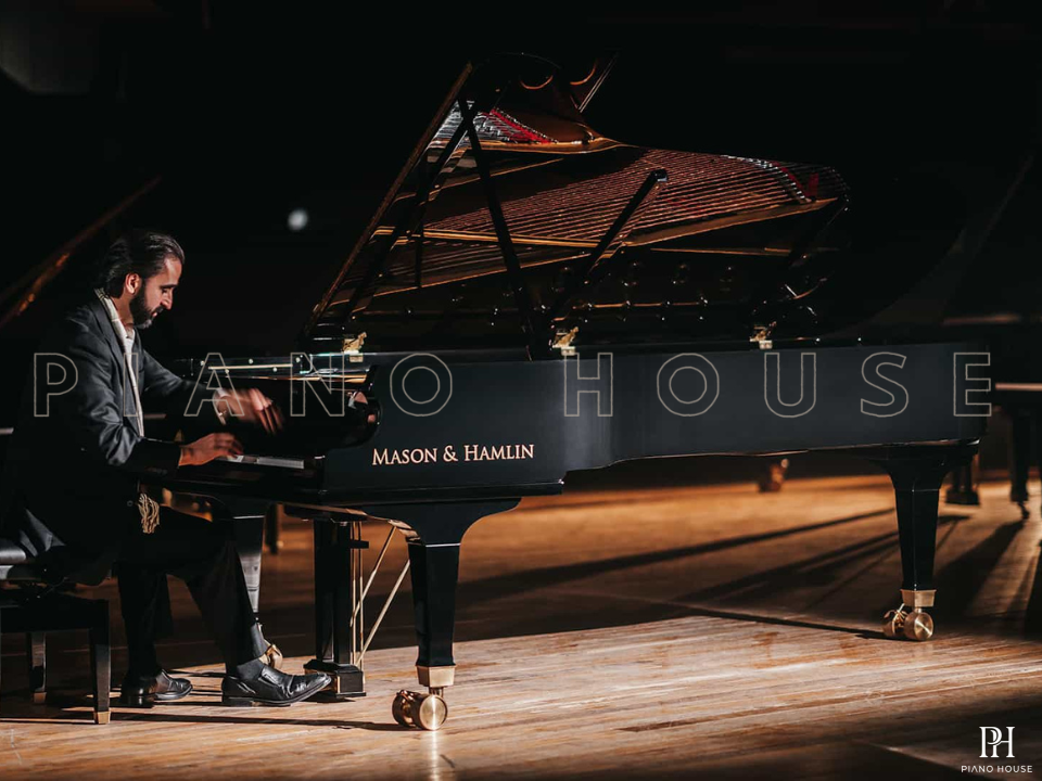 Mason & Hamlin Model CC (VX Series) - Concert Grand