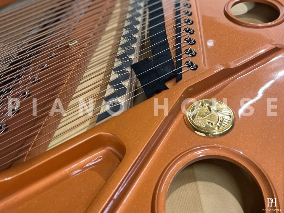Schimmel Classic C213 Tradition
