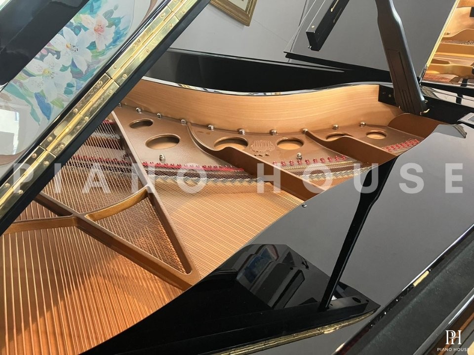 Steingraeber C-212 Chamber Concert Grand