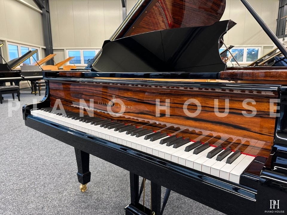 STEINWAY MODEL O-180 (Macassar & Polish Ebony)