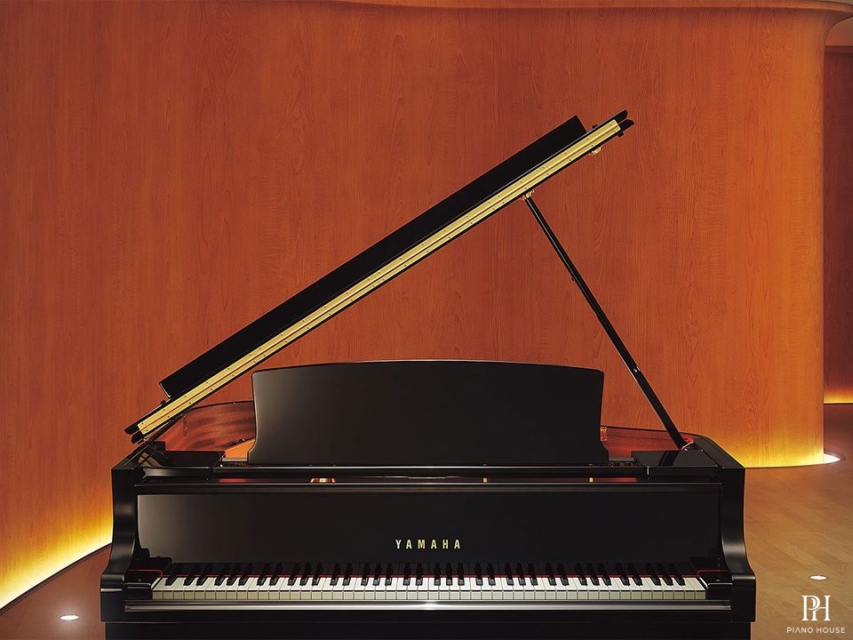 YAMAHA C1X TA2 TRANSACOUSTIC™