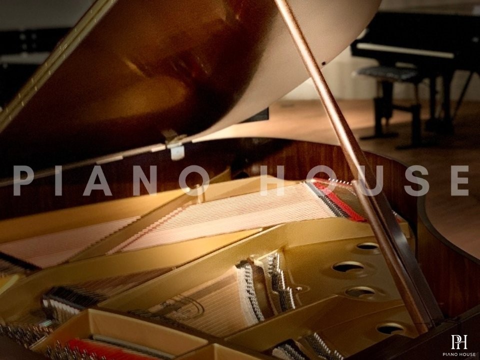 KAWAI GL30 Walnut