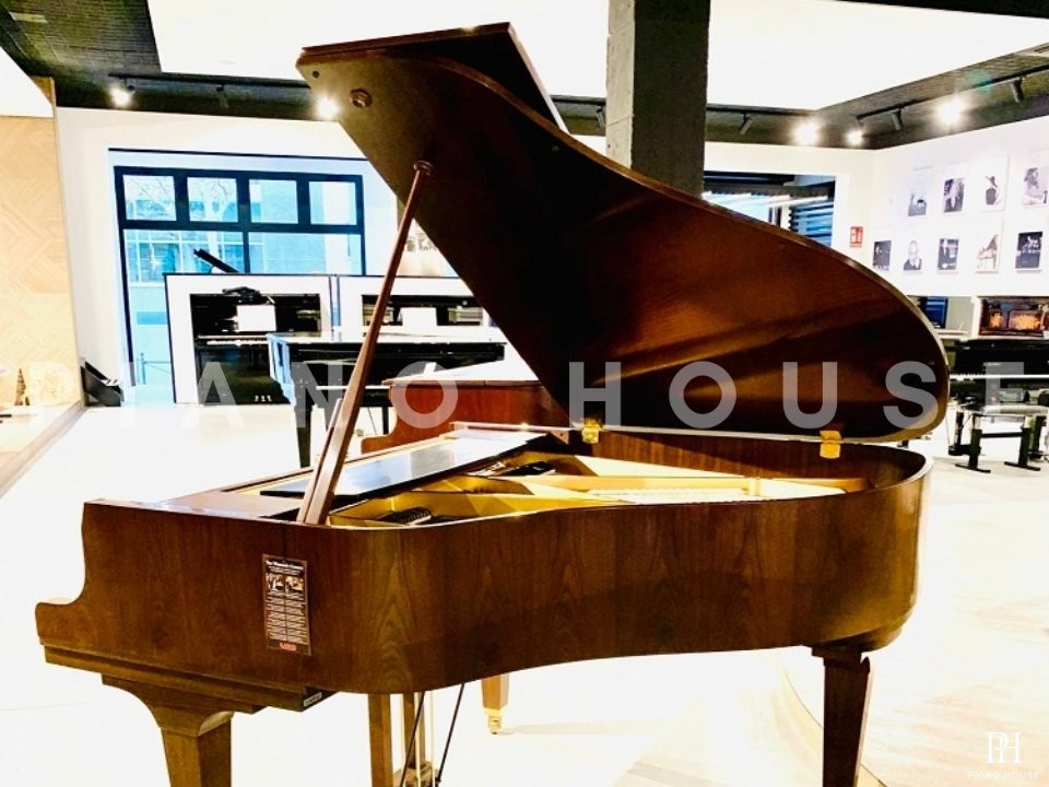 KAWAI GL30 Walnut
