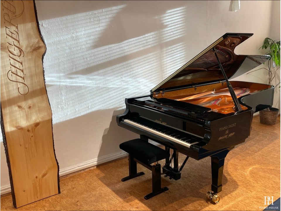 Shigeru Kawai  SK-EX
