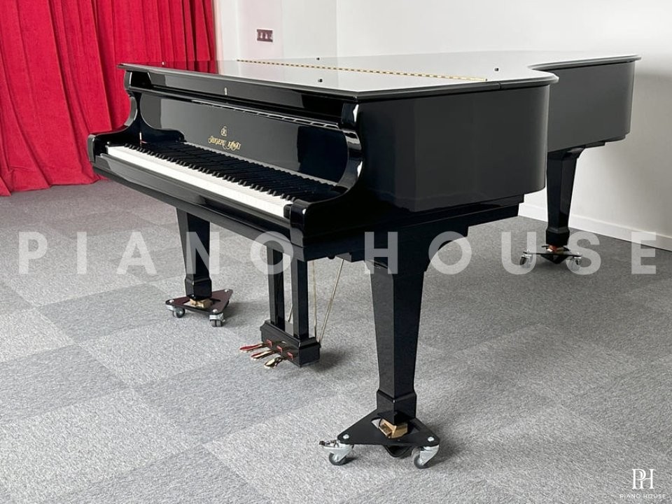 Shigeru Kawai  SK-7