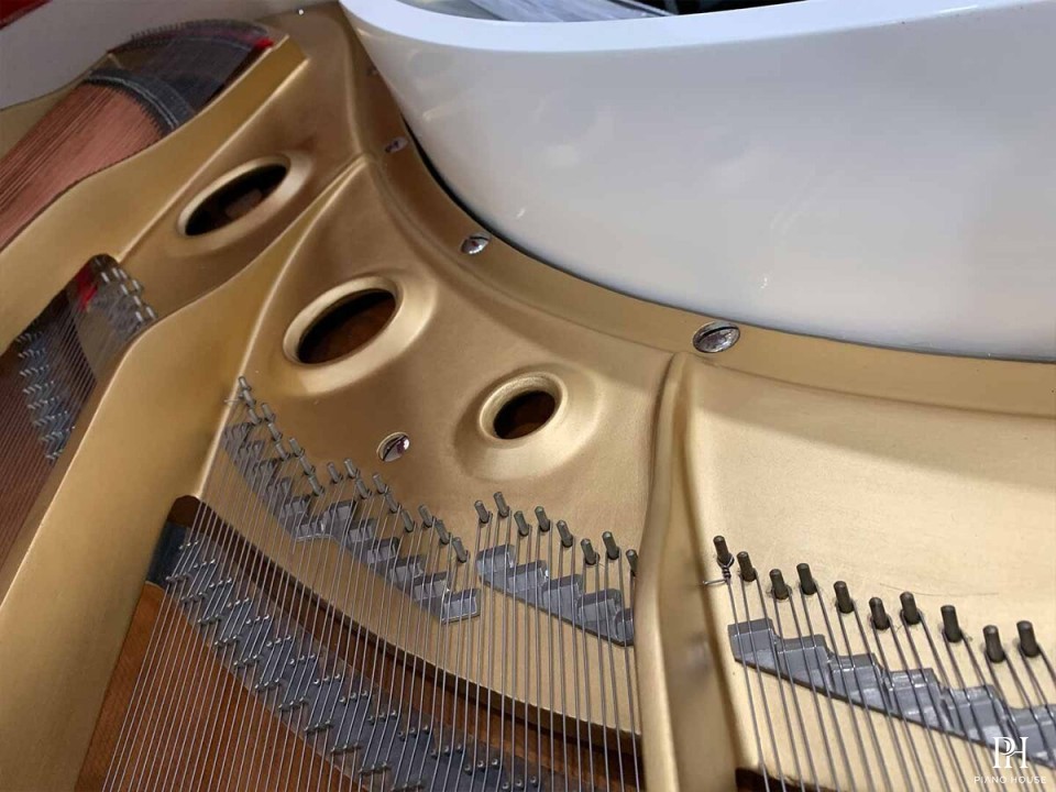YAMAHA G3 WH