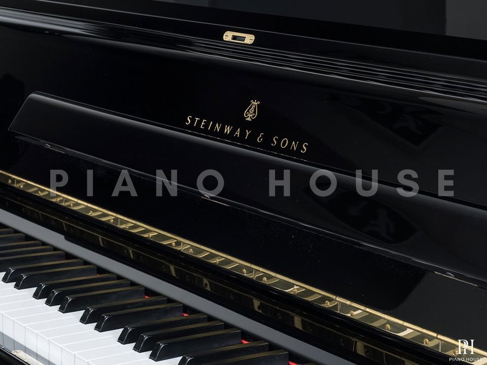 STEINWAY K-132 C2010