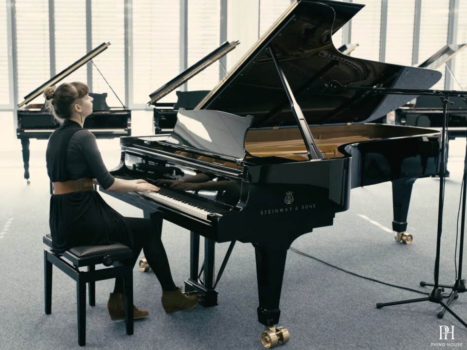 STEINWAY MODEL D-274