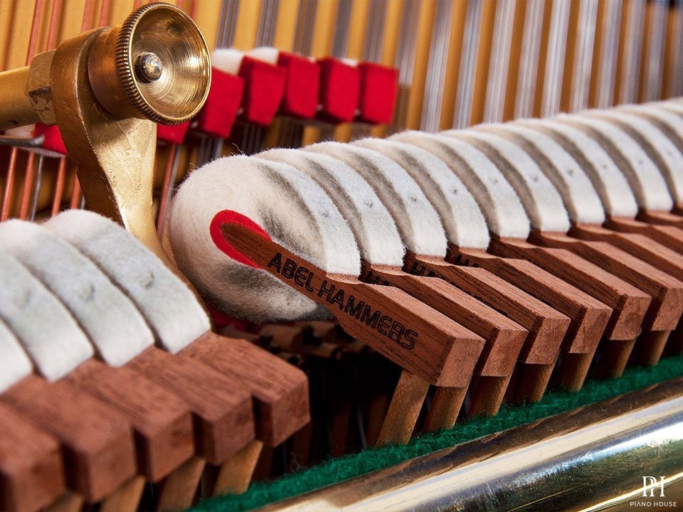 STEINWAY Z114 PE