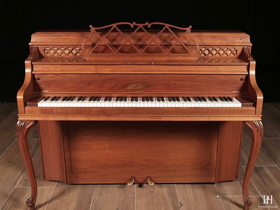 STEINWAY MODEL-40