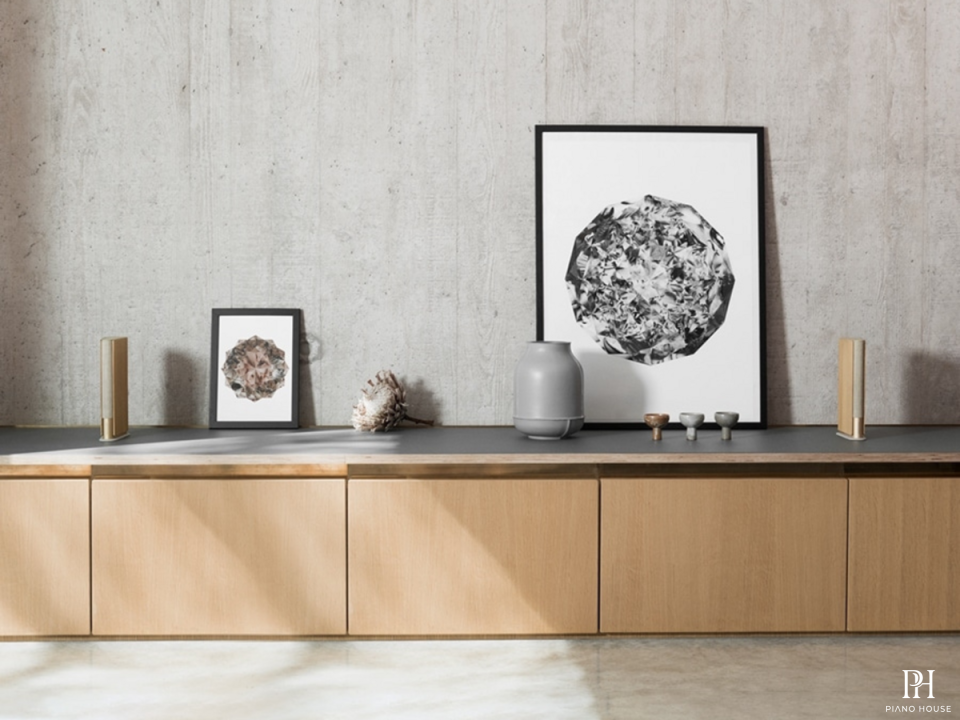 Loa B&O Beosound Emerge Gold Tone