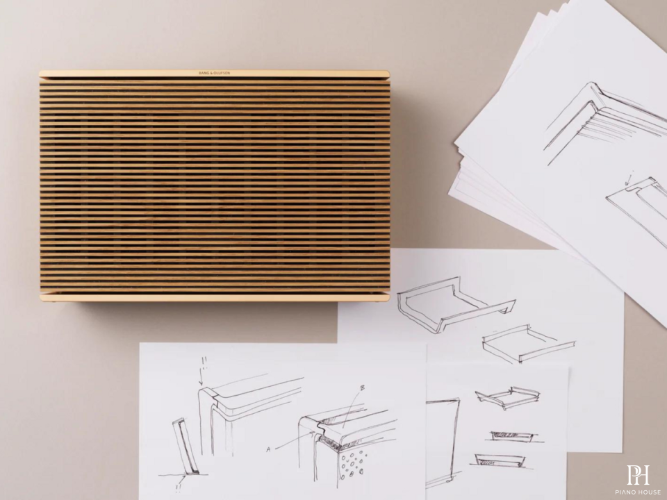 Loa B&O Beosound Level Gold Tone / Light Oak (Openbox)