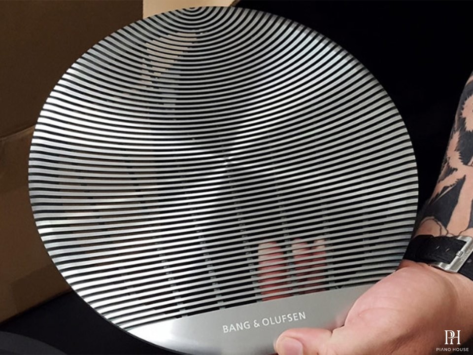Loa Bang & Olufsen Celestial