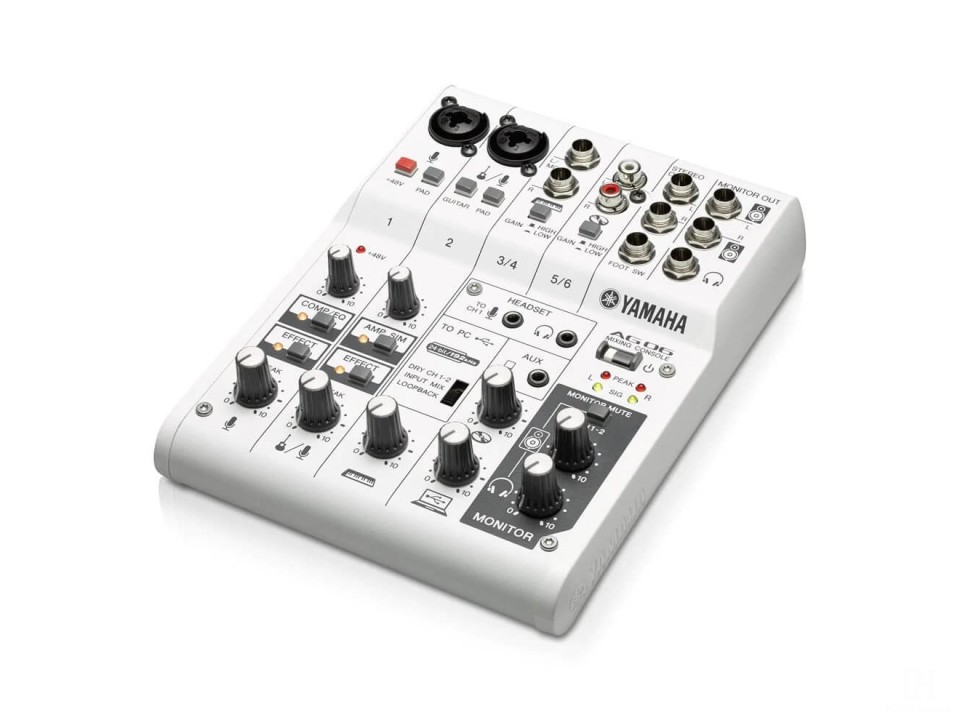 Mixer Yamaha AG06