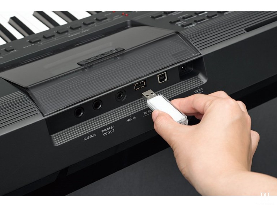 Yamaha PSR-E463