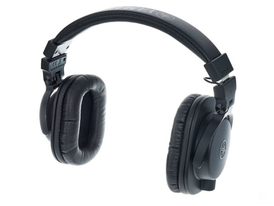 Yamaha HPH-MT5