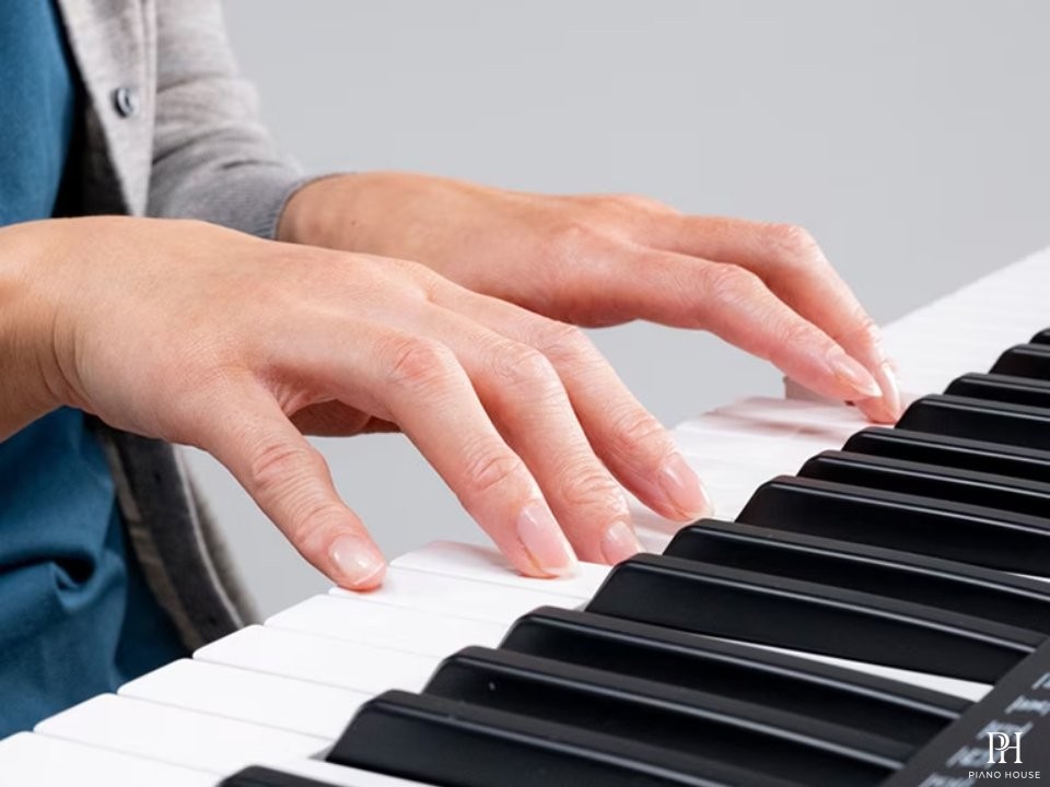 Yamaha PSR E283