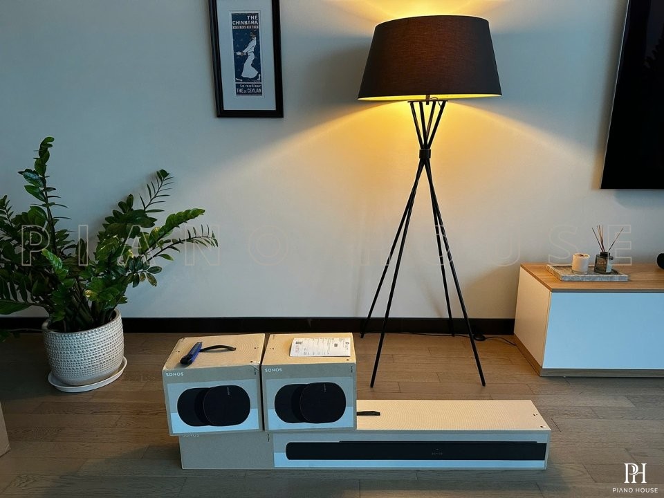 Ultimate Immersive Set with Arc Ultra (Arc Ultra + Sub 4 + 2x Era 300)