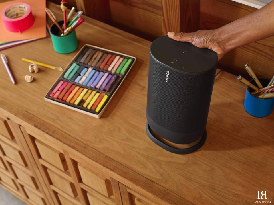 Sonos Move | PORTABLE SMART SPEAKER
