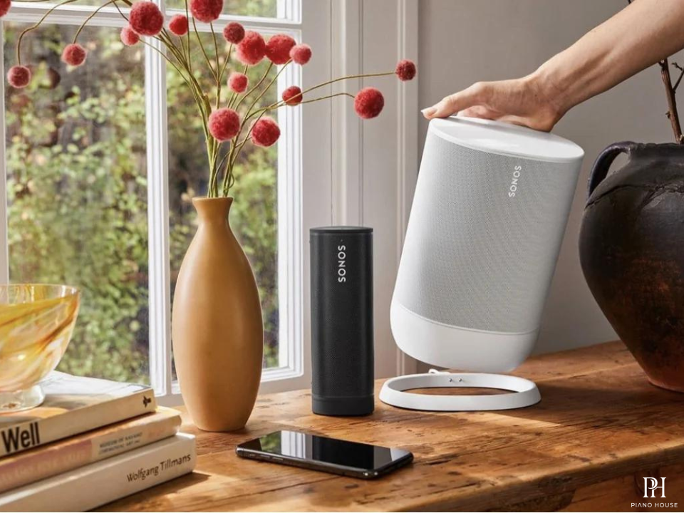 Sonos Move | PORTABLE SMART SPEAKER