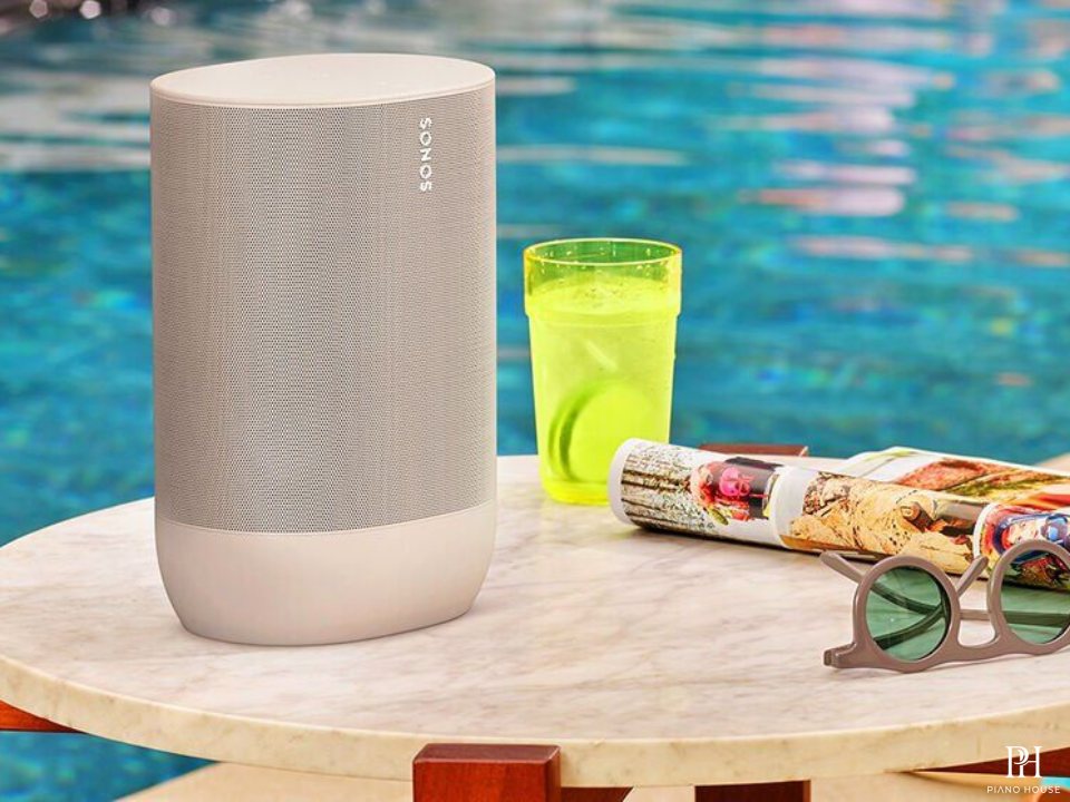 Sonos Move | PORTABLE SMART SPEAKER